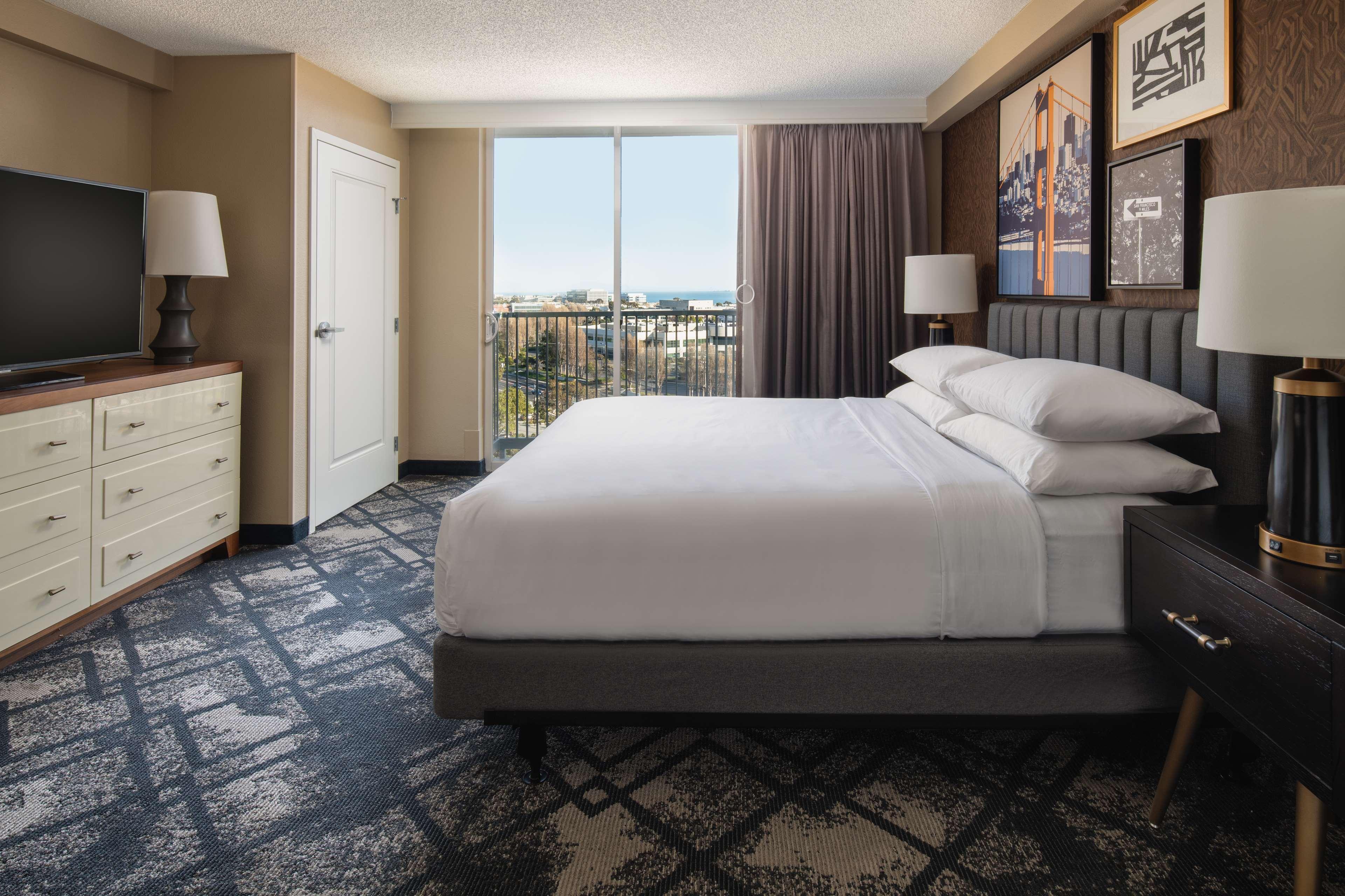 Embassy Suites San Francisco Airport - Юг Сан Франциско Экстерьер фото